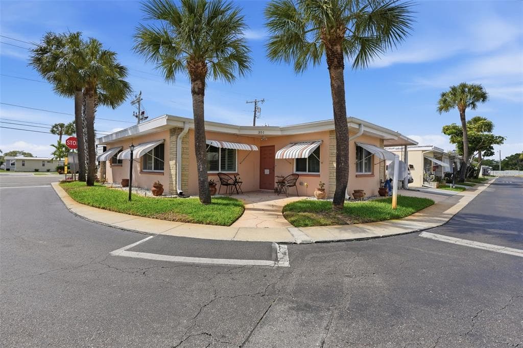 250 ROSERY ROAD NW UNIT 351