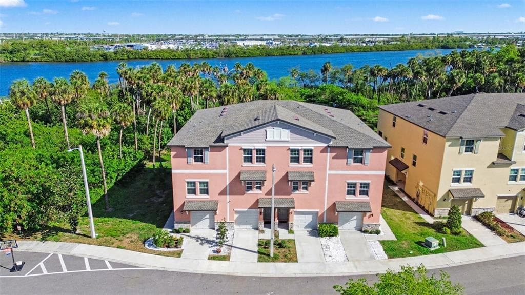 4624 WILLET COOPER COURT TAMPA, FL 33619