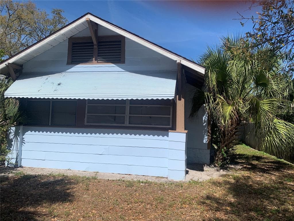 2725 4TH AVENUE S ST PETERSBURG, FL 33712