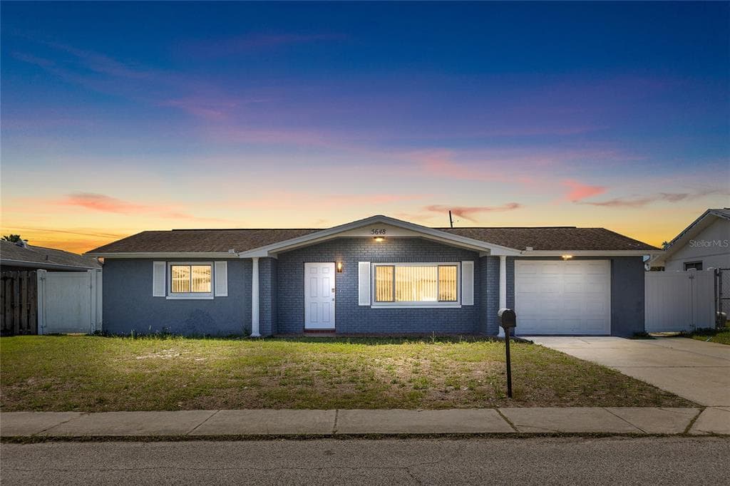 5648 SAREN DRIVE NEW PORT RICHEY, FL 34652