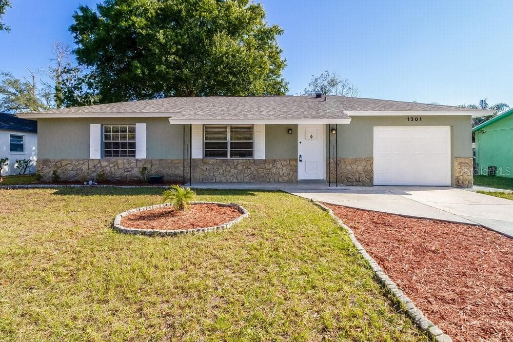 1301 BARANOVA ROAD OCOEE, FL 34761