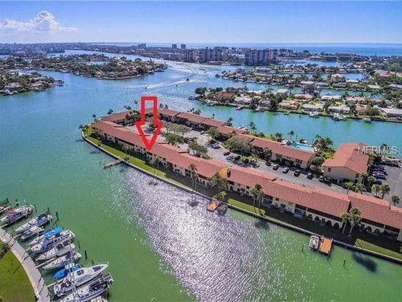 534 PLAZA SEVILLE COURT UNIT 64 TREASURE ISLAND, FL 33706