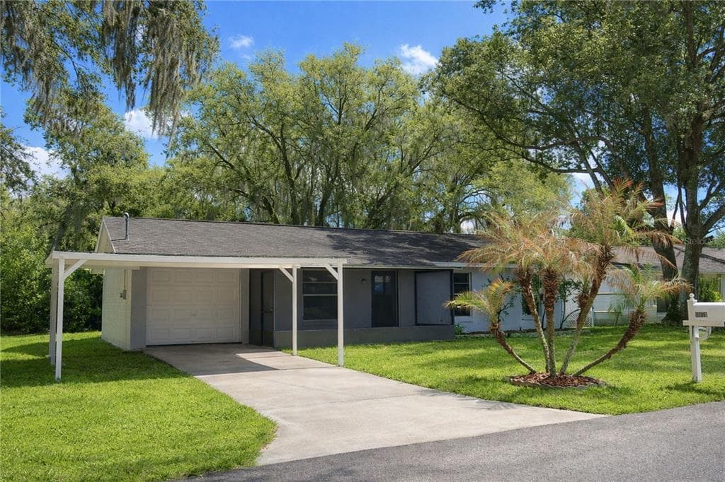 14670 DOUGLAS DRIVE DADE CITY, FL 33523