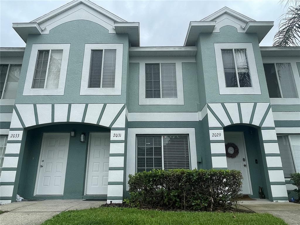 2031 FLUORSHIRE DR BRANDON, FL 33511