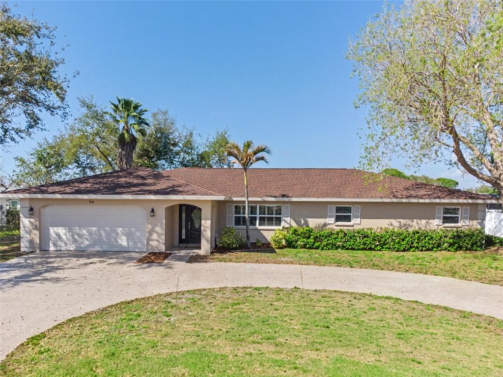 7918 CYPRESS LAKE DRIVE SARASOTA, FL 34243