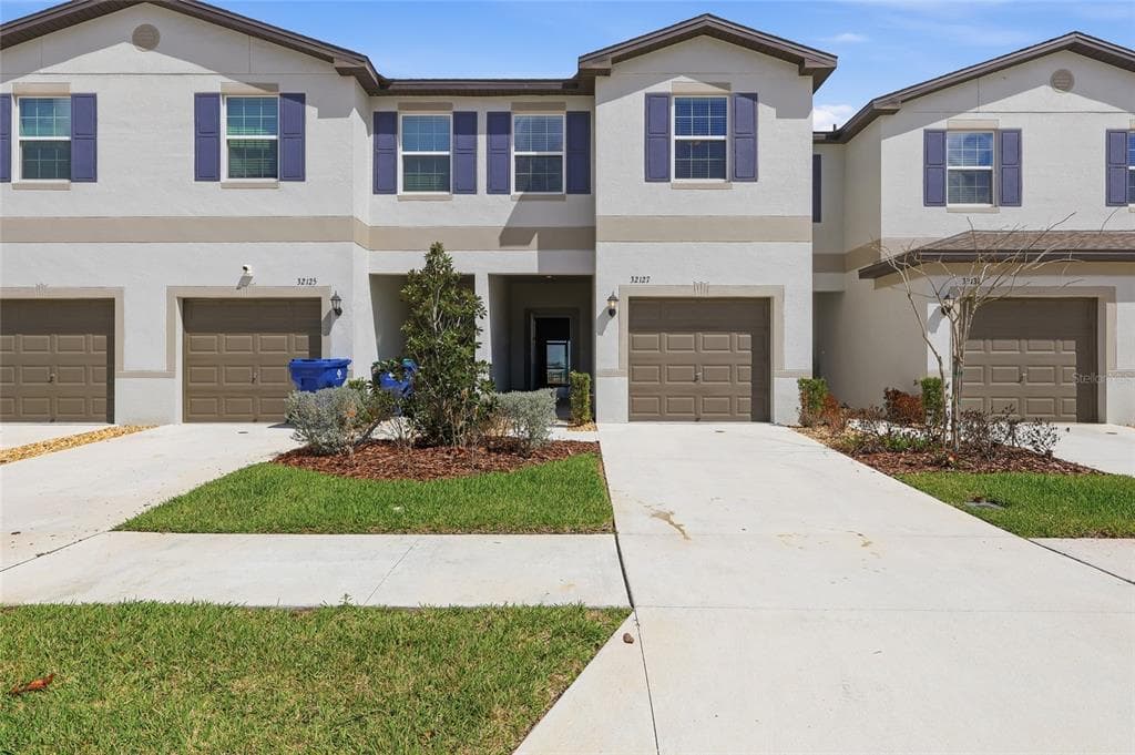 32127 POWDERPUFF MIMOSA DRIVE