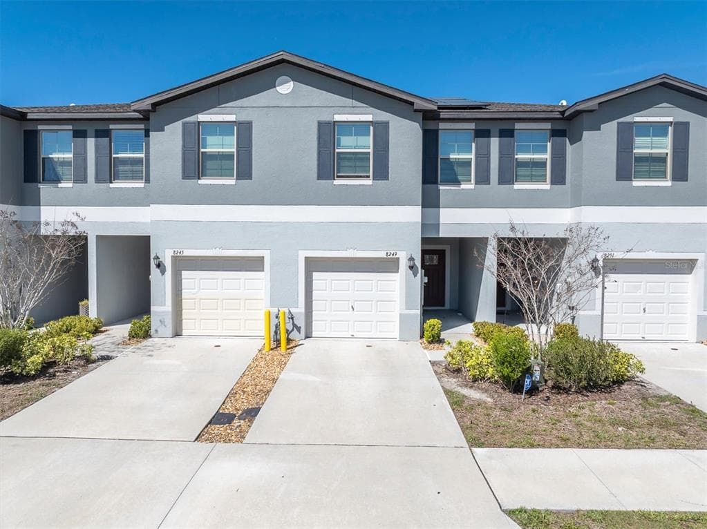 8249 CRESCENT OAKS DRIVE NEW PORT RICHEY, FL 34655