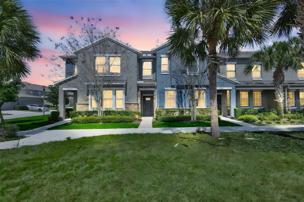 6330 LANTERN VIEW PLACE APOLLO BEACH, FL 33572