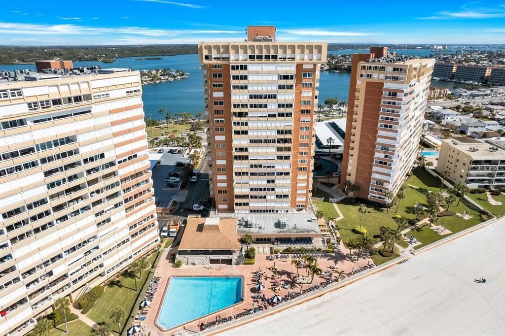 17920 GULF BOULEVARD UNIT 1203 ST PETERSBURG, FL 33708