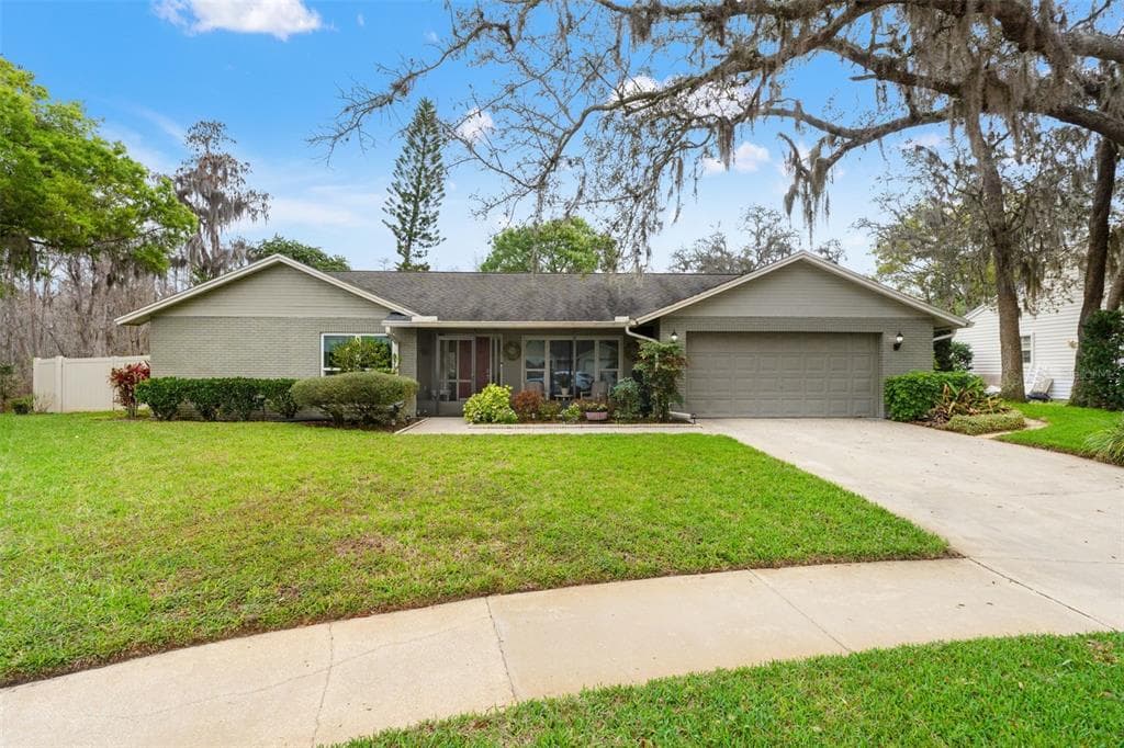 2803 CORRIE WAY TAMPA, FL 33618
