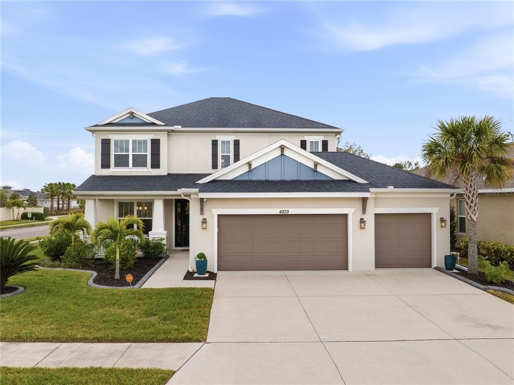 4939 LOS ROBLES COURT
