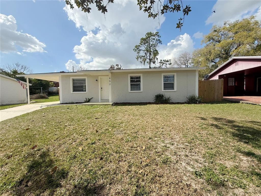 652 CANDYCE AVENUE LAKELAND, FL 33815