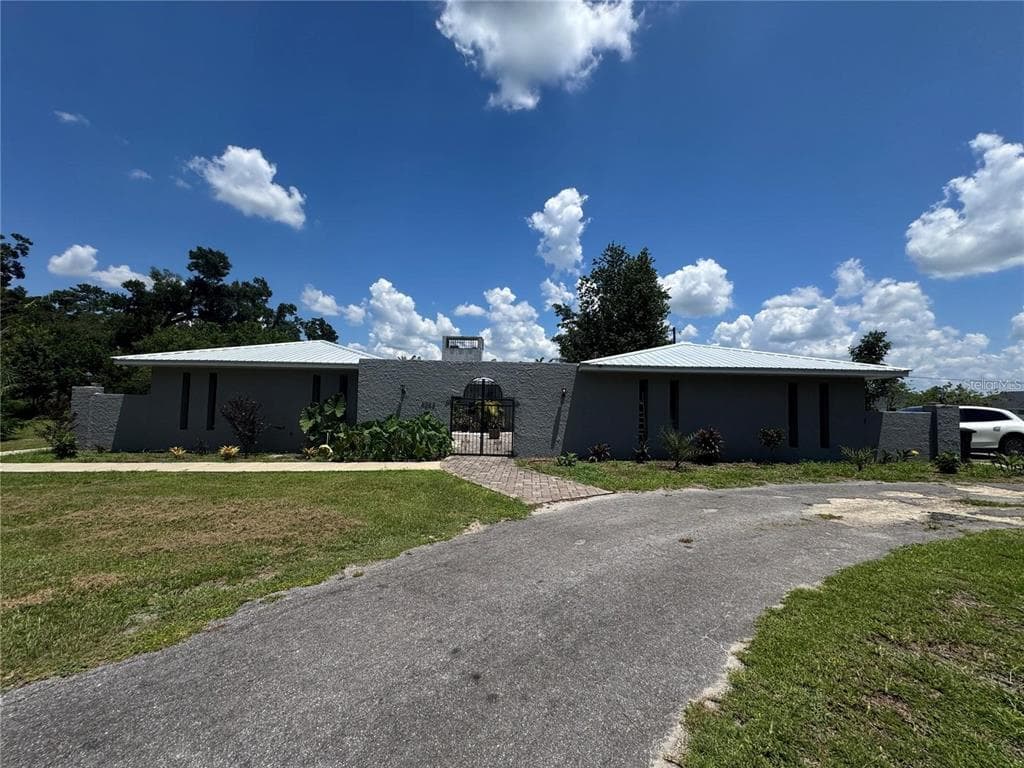 4925 N US HIGHWAY 441 OCALA, FL 34475