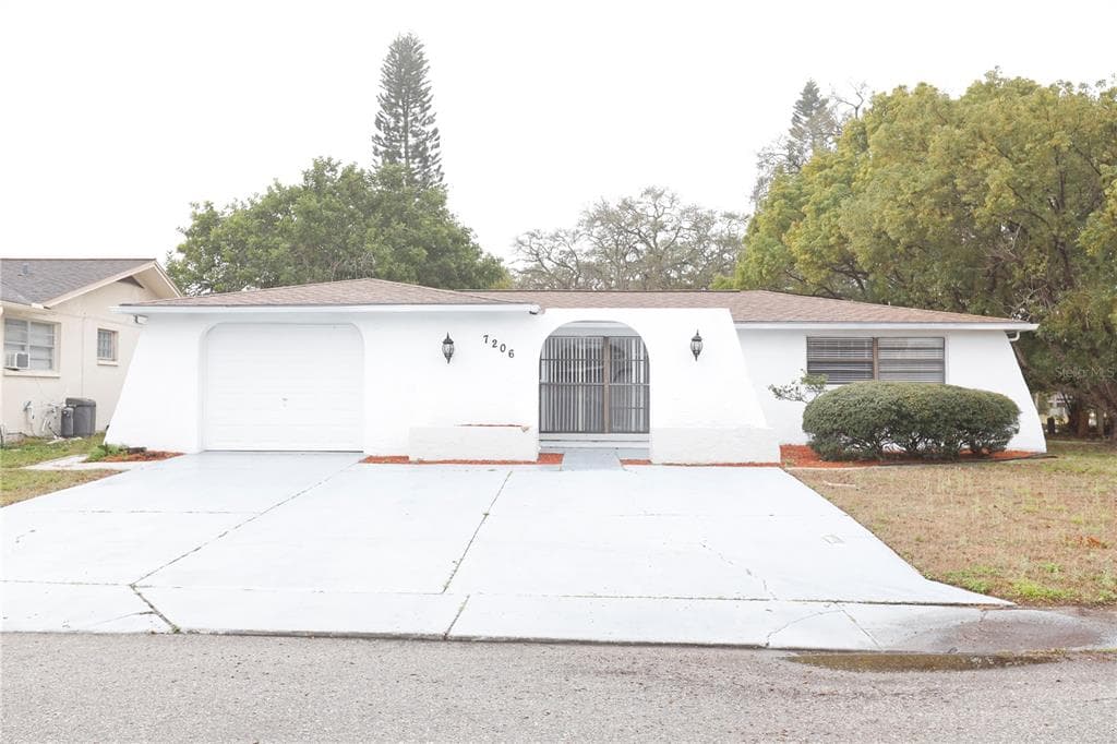 7206 SAN MORITZ DRIVE PORT RICHEY, FL 34668