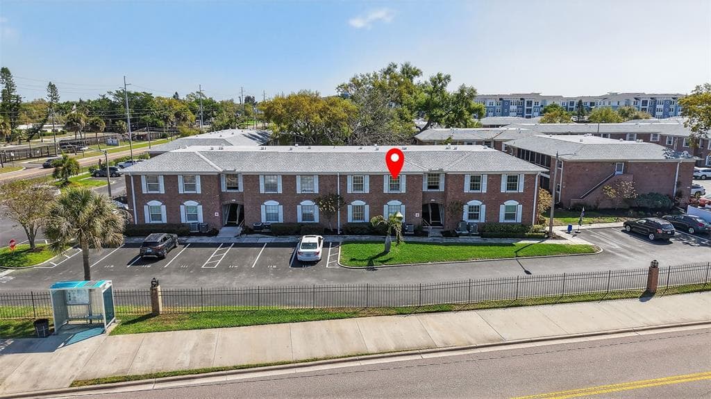 3824 37TH STREET S UNIT 67 ST PETERSBURG, FL 33711