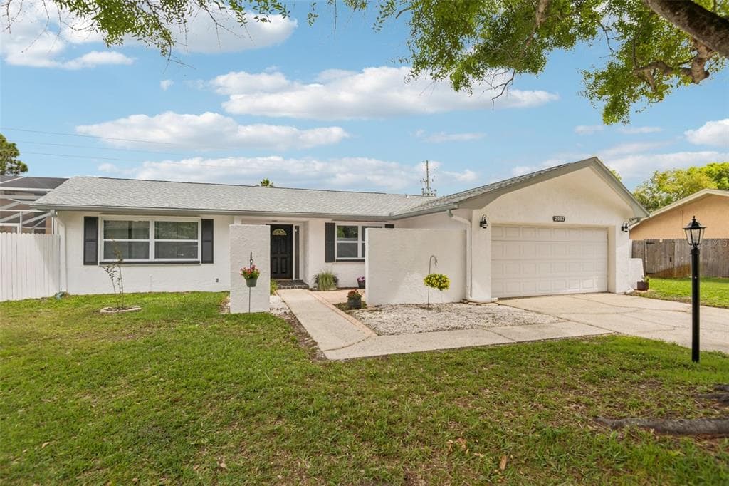 2997 KENILWICK DRIVE S CLEARWATER, FL 33761