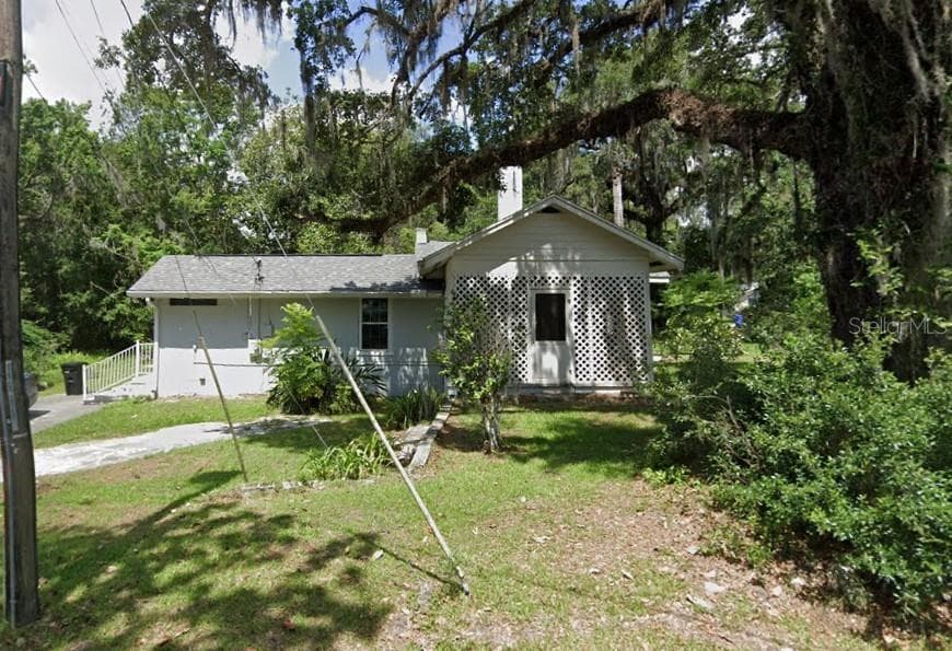 301 HIGHLAND STREET BROOKSVILLE, FL 34601