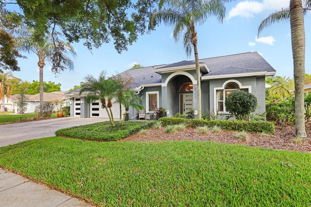 5208 LAUREL POINTE DRIVE VALRICO, FL 33596