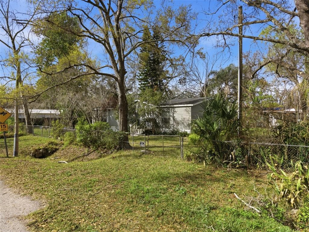 12302 PITTSFIELD AVENUE TAMPA, FL 33624