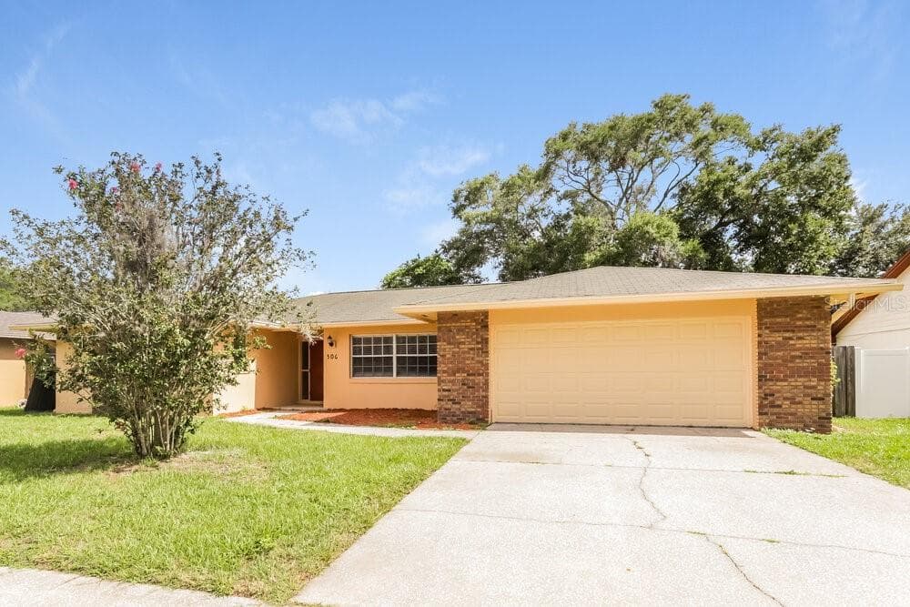 506 MAHOGANY DRIVE SEFFNER, FL 33584