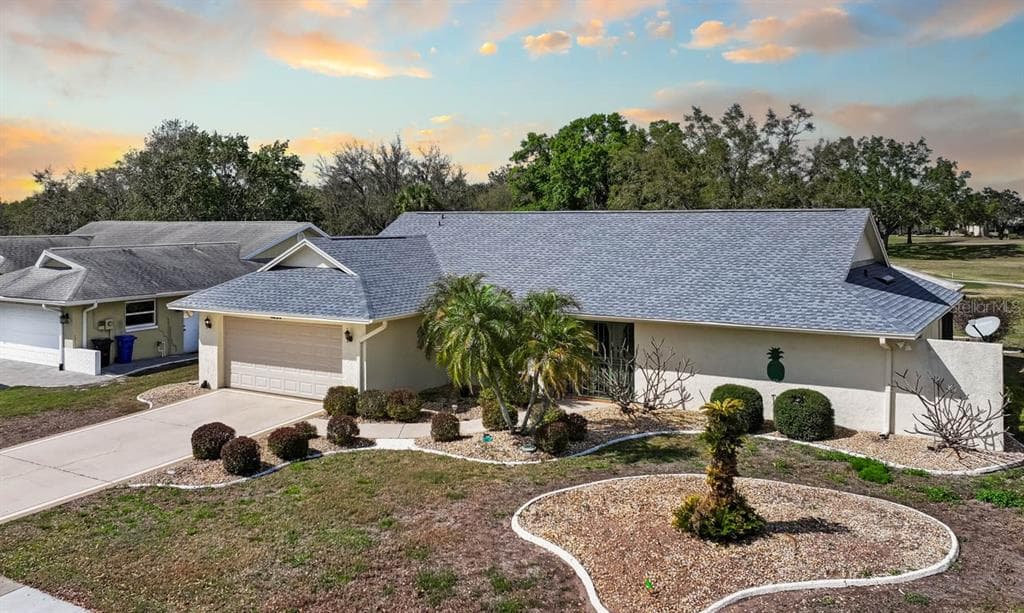 2111 W VIEW DRIVE SUN CITY CENTER, FL 33573