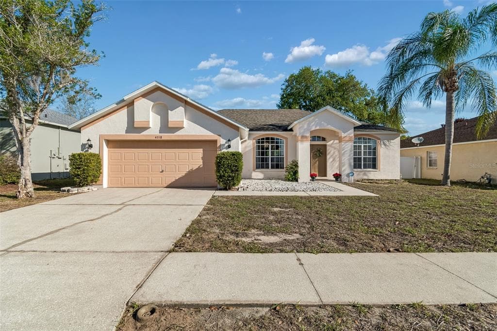 4318 BRANDON RIDGE DRIVE VALRICO, FL 33594