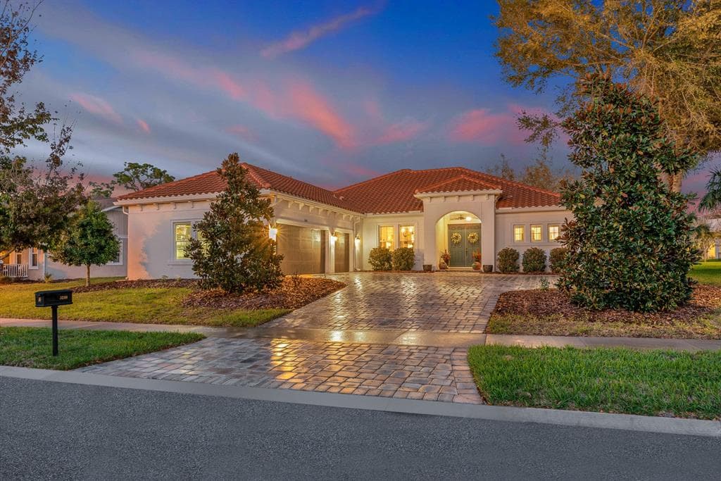 5210 ALAFIA FALLS DRIVE