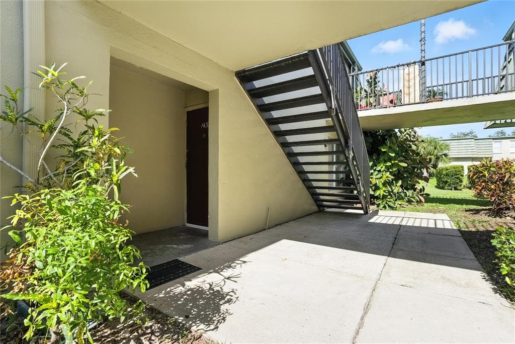 1799 N HIGHLAND AVENUE UNIT 143 CLEARWATER, FL 33755