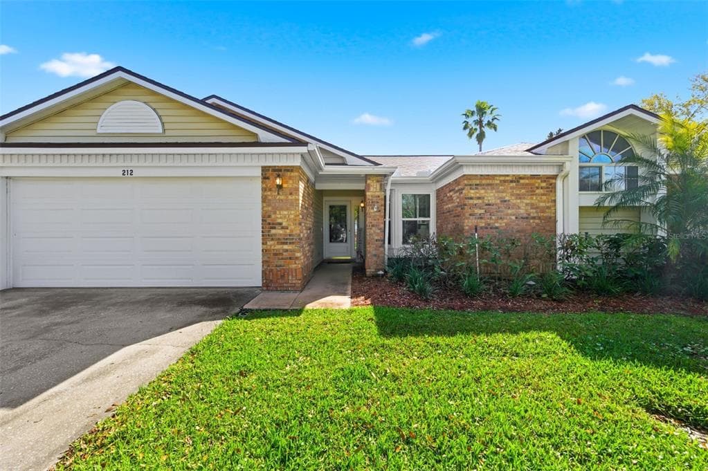 212 OVERSTREET COURT PALM HARBOR, FL 34683
