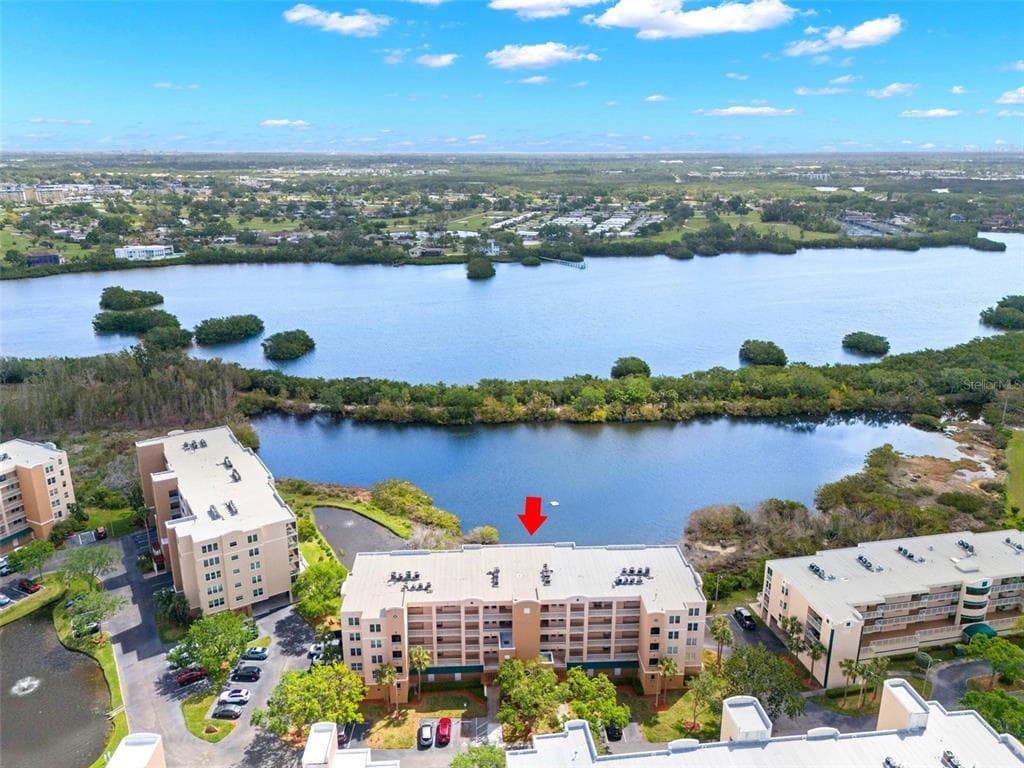 6475 SHORELINE DRIVE UNIT 5403 ST PETERSBURG, FL 33708