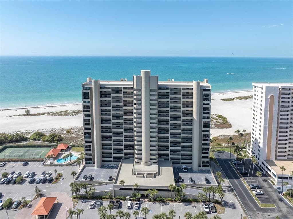 1290 GULF BOULEVARD UNIT 408 CLEARWATER BEACH, FL 33767