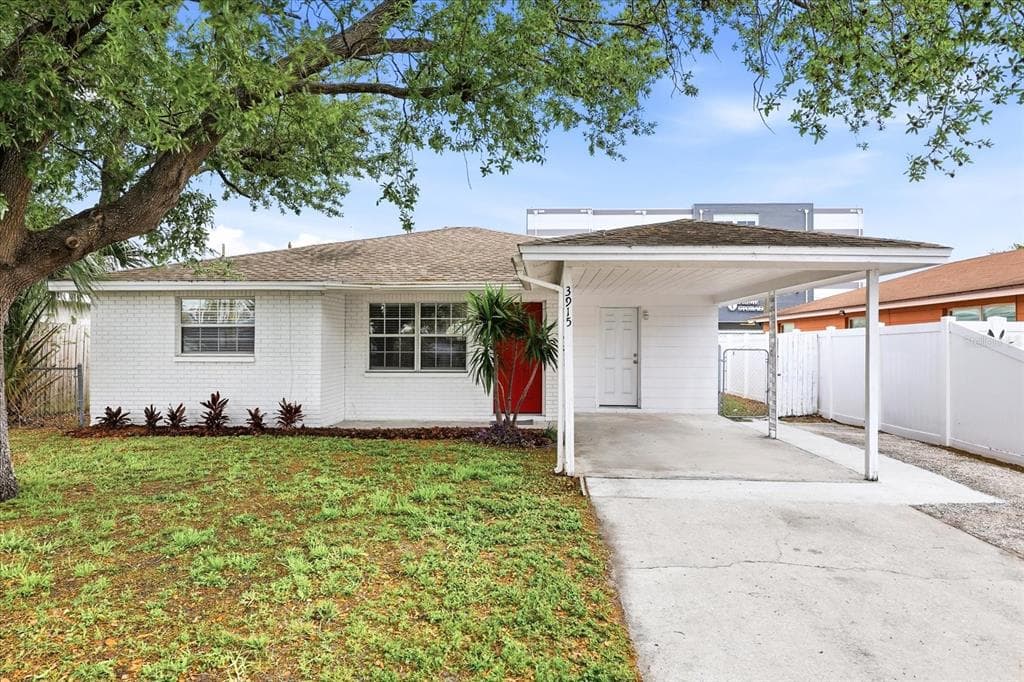 3915 W STATE STREET TAMPA, FL 33609