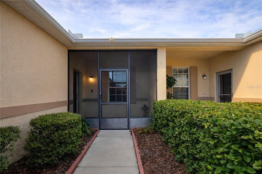 2117 BARRACUDA COURT