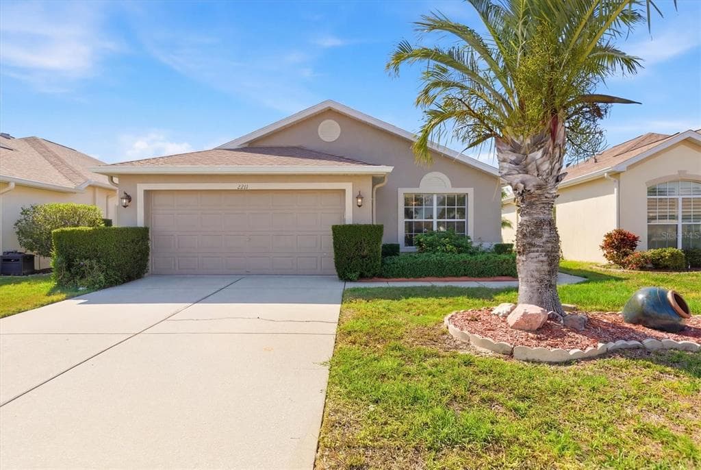 2211 PLEASANT HILL LANE HOLIDAY, FL 34691