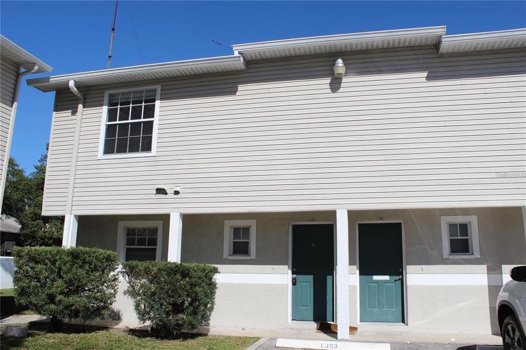 3607 W IDLEWILD AVENUE UNIT 302 TAMPA, FL 33614