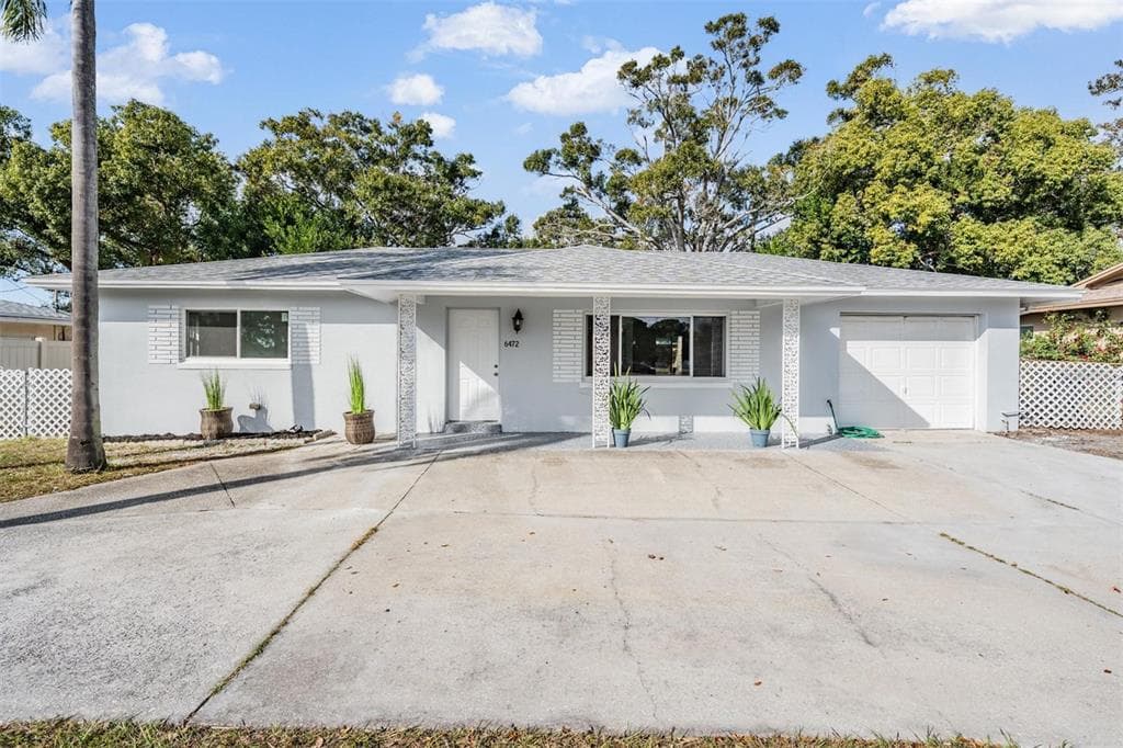 6472 113 STREET SEMINOLE, FL 33772