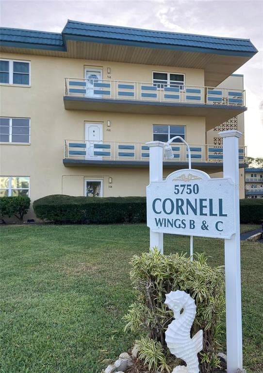 5750 80TH STREET N UNIT D103