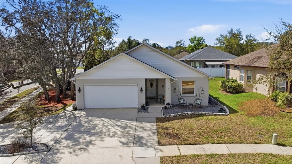 12007 HUNTERS LAKE DRIVE NEW PORT RICHEY, FL 34654