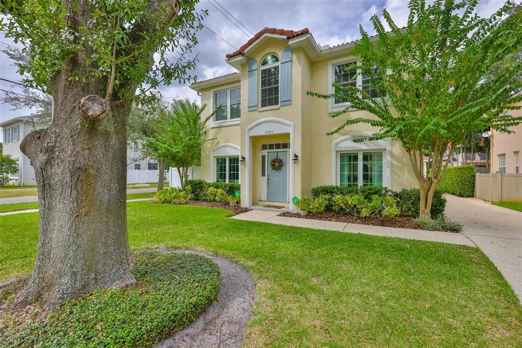 3925 W VASCONIA STREET TAMPA, FL 33629