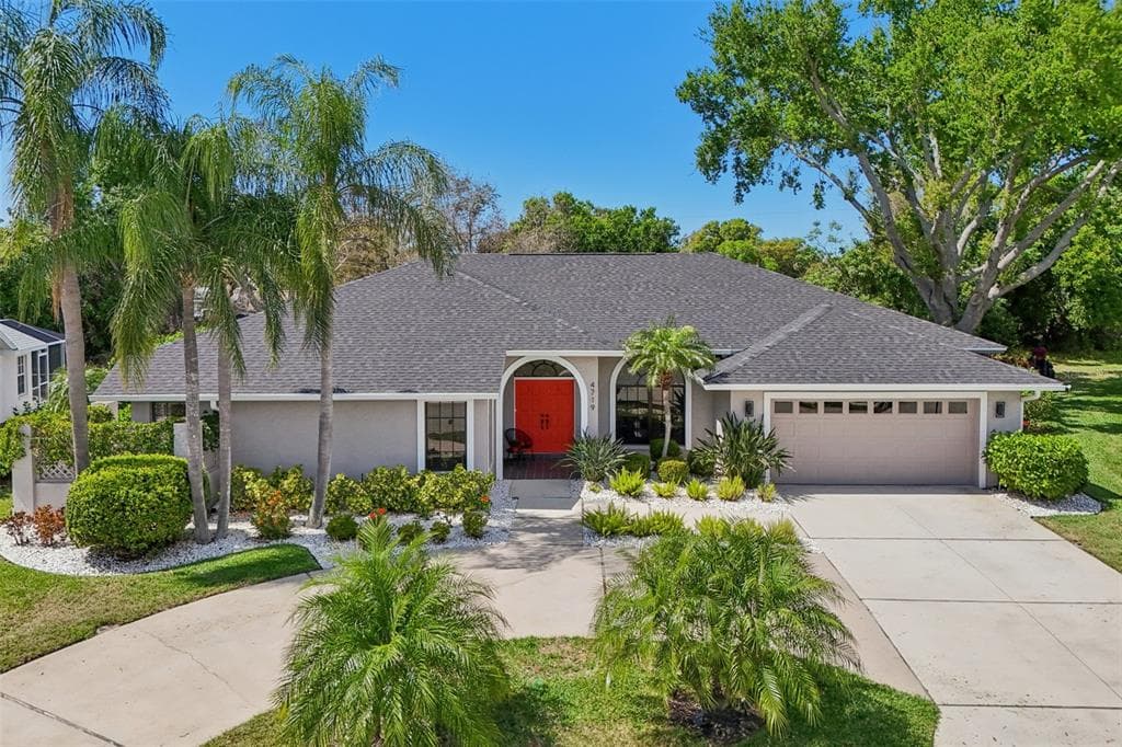 4719 MEADOWVIEW CIRCLE SARASOTA, FL 34233