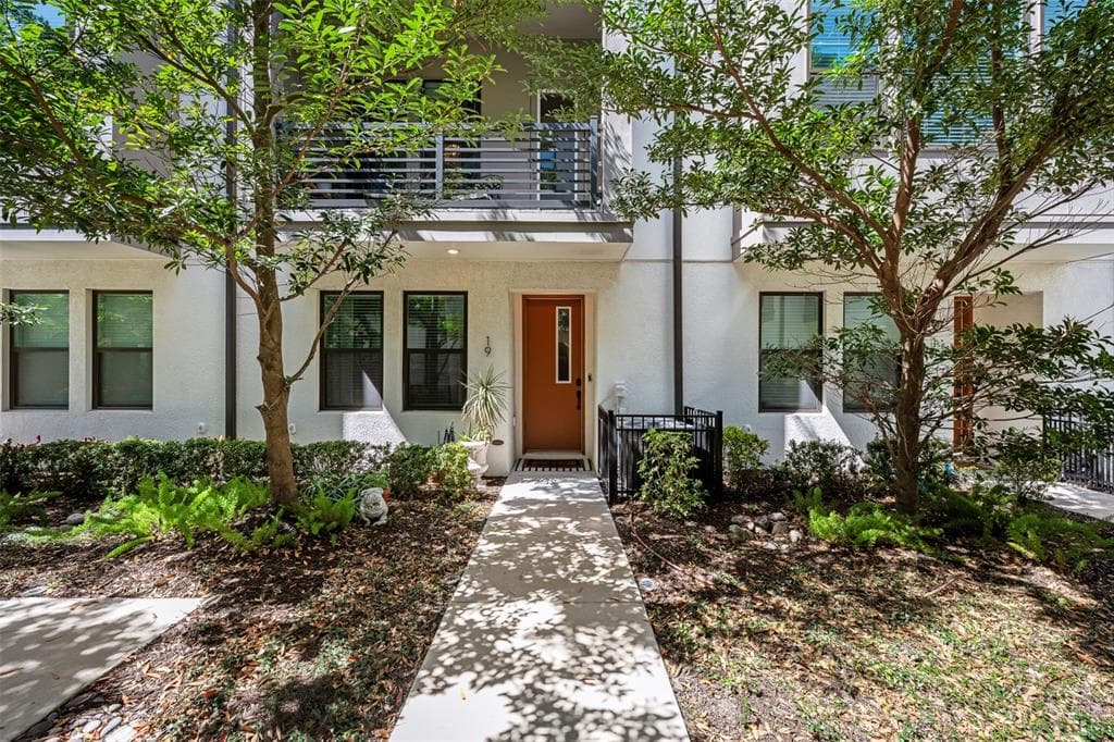 2511 N GRADY AVENUE UNIT 19