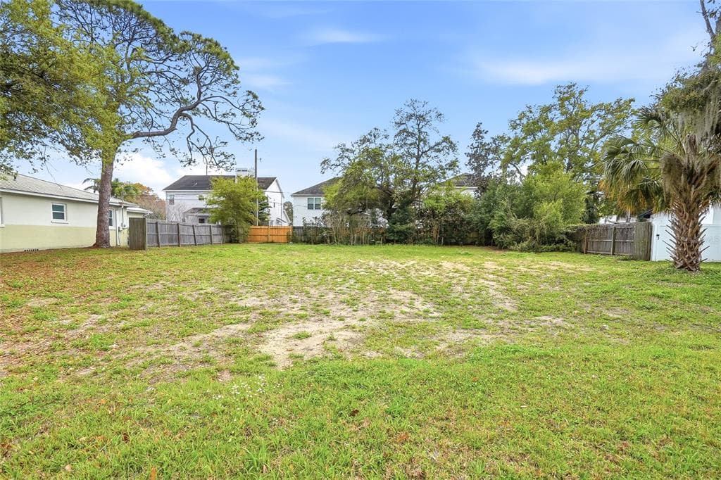 4104 W EL PRADO BOULEVARD TAMPA, FL 33629