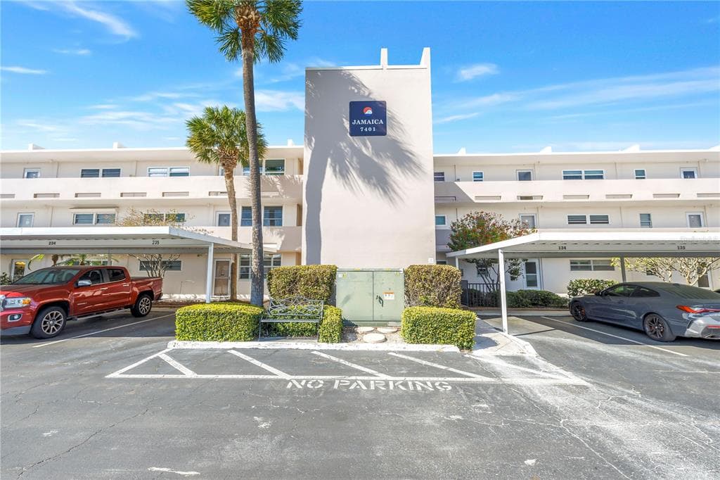 7401 BAY ISLAND DRIVE S UNIT 328 SOUTH PASADENA, FL 33707