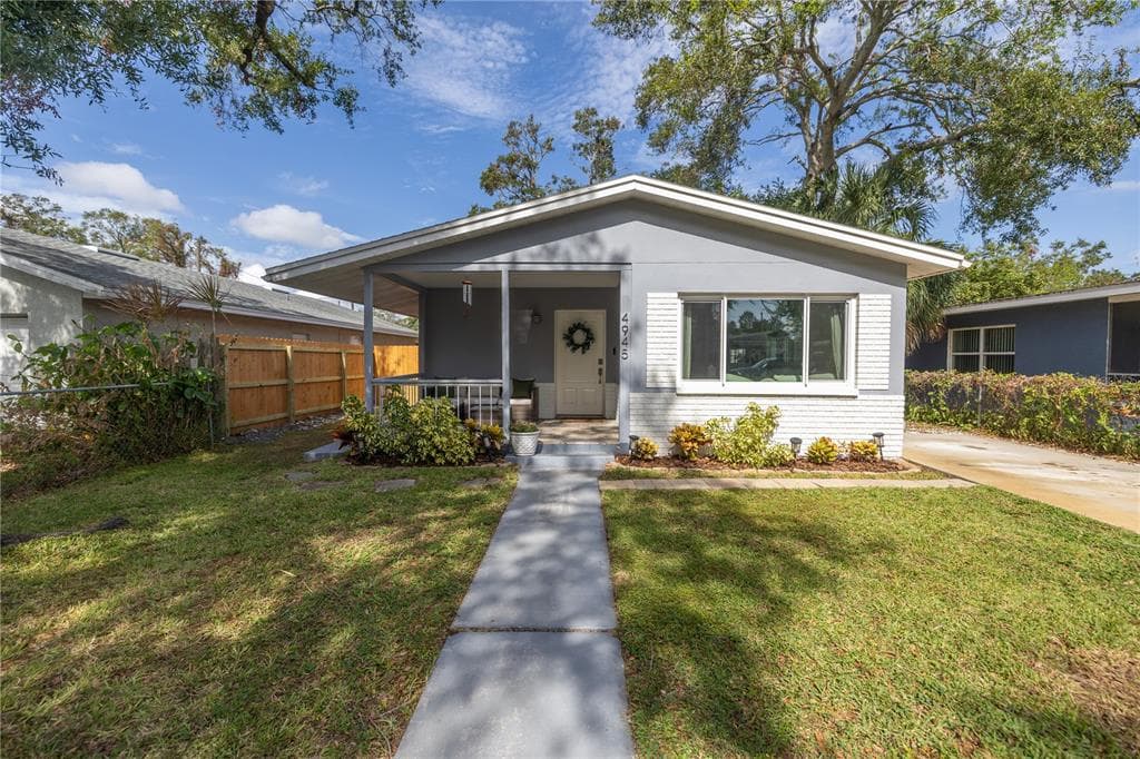 4945 34TH AVENUE N ST PETERSBURG, FL 33710