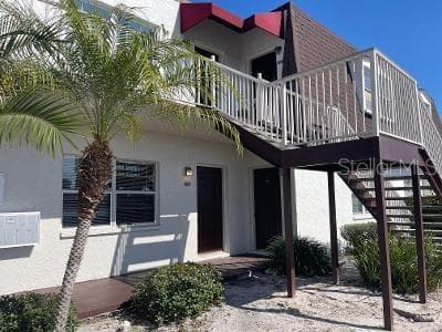 9105 W HILLSBOROUGH AVENUE UNIT I104