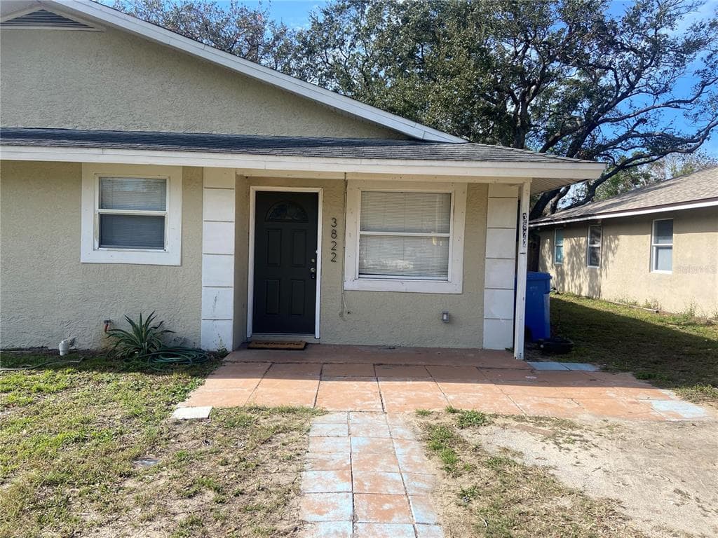3822 VALLEY TREE DR VALLEY TREE DRIVE TAMPA, FL 33610