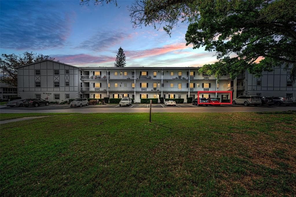400 GLENNES LANE UNIT 107 DUNEDIN, FL 34698