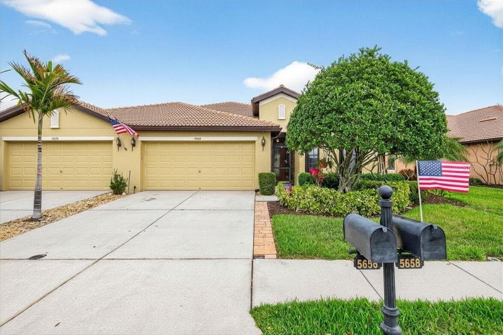 5658 SUNSET FALLS DRIVE APOLLO BEACH, FL 33572