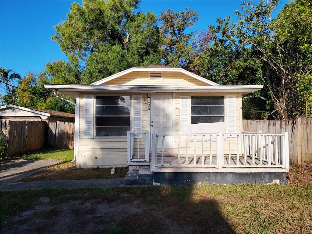 1426 17TH STREET W BRADENTON, FL 34205
