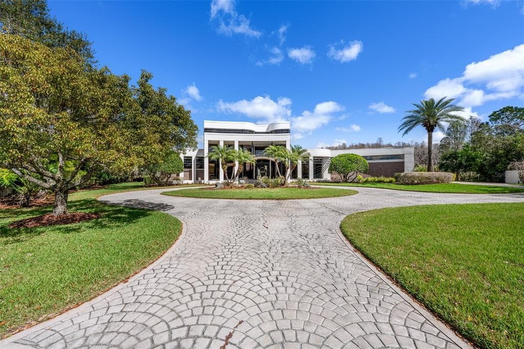 18713 PEPPER PIKE LUTZ, FL 33558